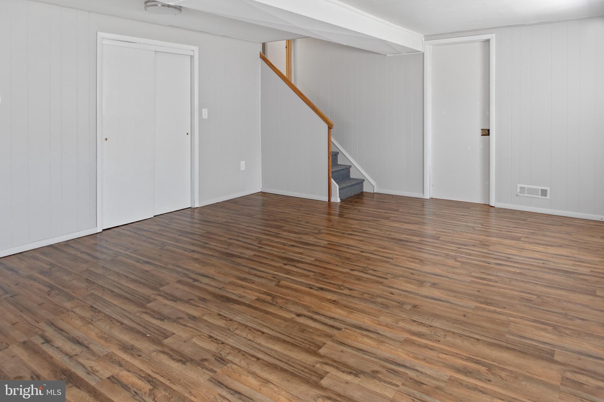 495 Rita Drive Odenton, MD 21113 - Photo 25 of 33 Family Room