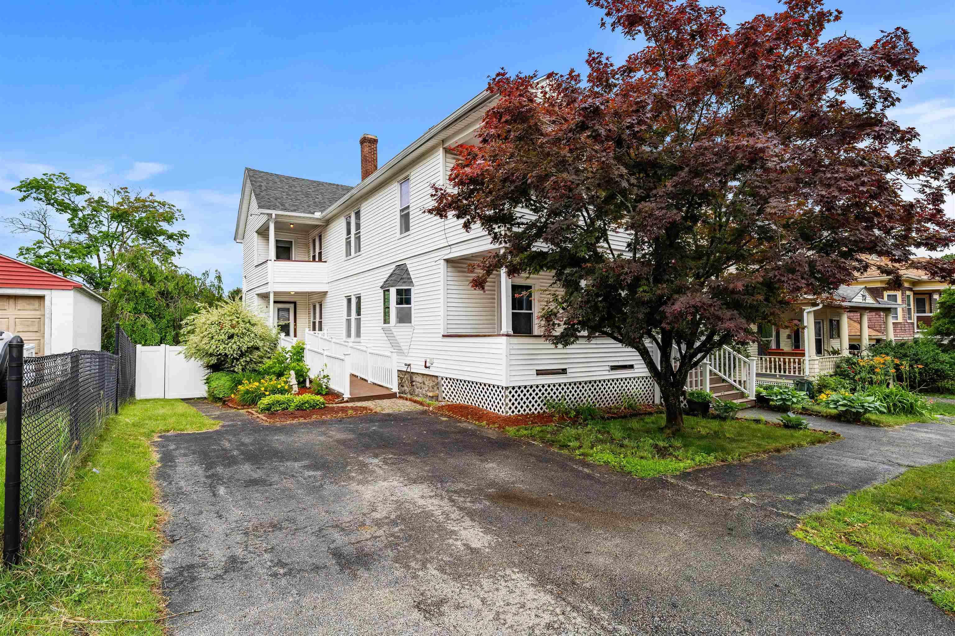 852 Beech Street Manchester, NH 03104 - Photo 3 of 53