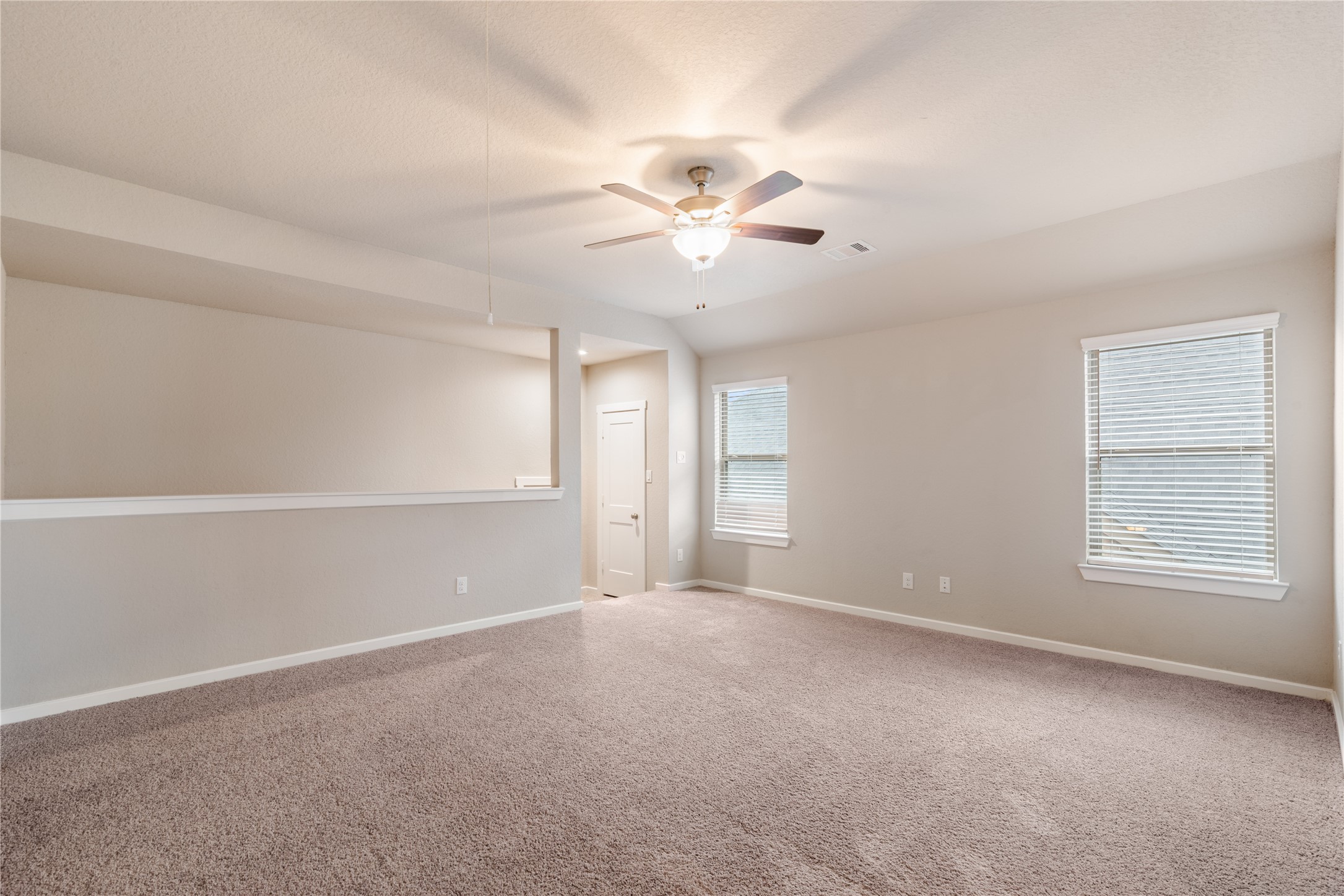 4702 Primrose Valley Lane Fulshear, TX 77441 - Photo 20 of 37