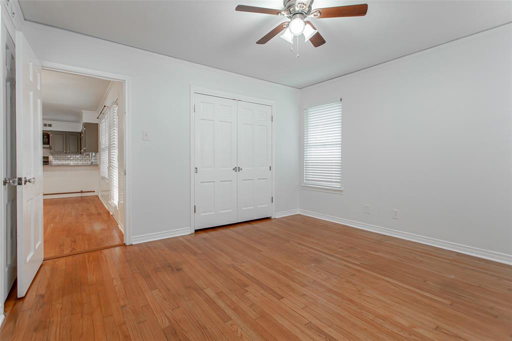 6915 Inverness Lane Dallas, TX 75214 - Photo 15 of 25