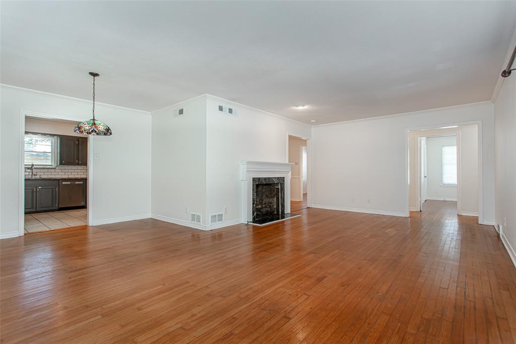 6915 Inverness Lane Dallas, TX 75214 - Photo 6 of 25