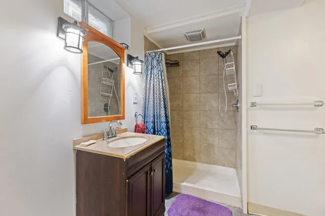 $285,000 | 162 Bates Avenue, St. Paul, MN 55106