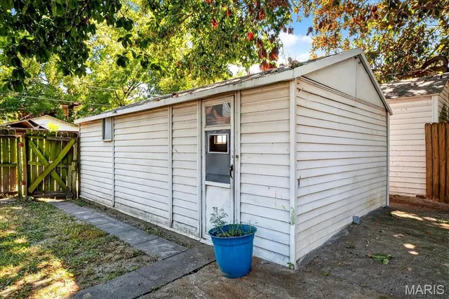 $107,000 | 2306 Benton Street, Granite City, IL 62040