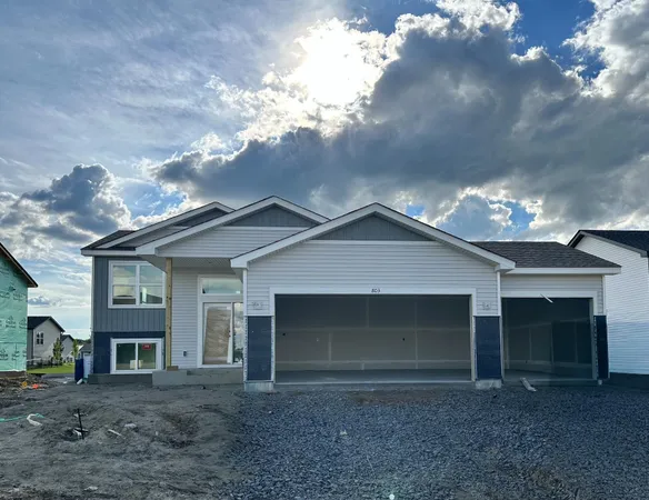$374,720 | 803 Hopkins Lane, Buffalo, MN 55313