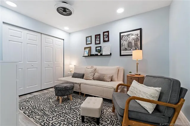 $3,000 | 310 Southeast Denver Avenue, Unit 2, Stuart, FL 34994