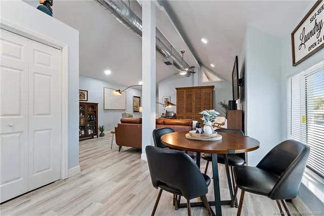 $3,000 | 310 Southeast Denver Avenue, Unit 2, Stuart, FL 34994