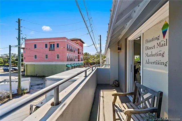 $3,000 | 310 Southeast Denver Avenue, Unit 2, Stuart, FL 34994