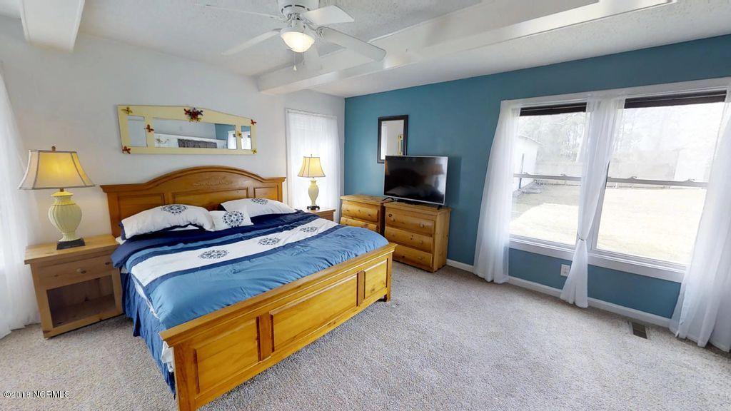 146 Sneads Ferry Road Sneads Ferry, NC 28460 - Photo 15 of 31 9