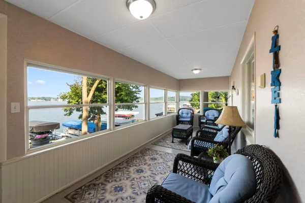 $229,500 | 320 Ln 120 Hamilton Lake, Hamilton, IN 46742