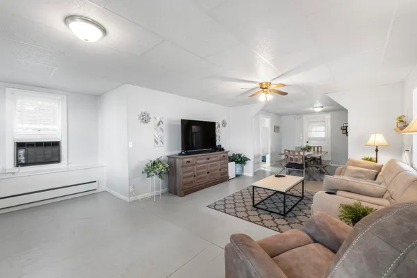 $229,500 | 320 Ln 120 Hamilton Lake, Hamilton, IN 46742