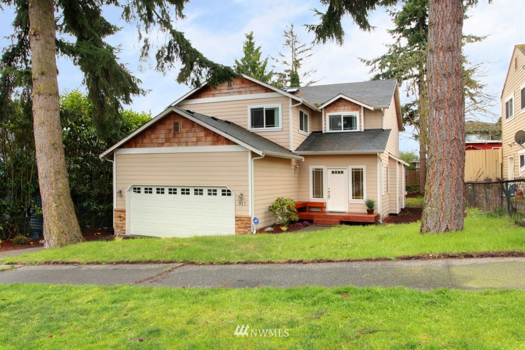 917 North 86th Street Seattle, WA 98103 - Photo 1 of 15