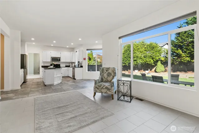 $799,995 | 16218 Southeast 261st Place, Covington, WA 98042