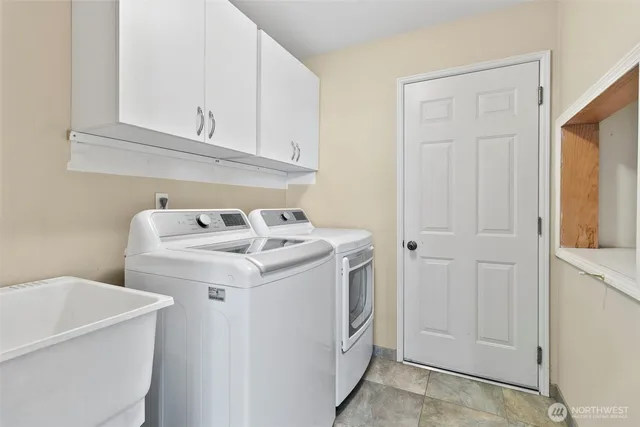 $799,995 | 16218 Southeast 261st Place, Covington, WA 98042