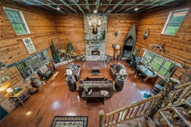 $2,000,000 | 129 Vaughan Road, Eldon, MO 65026