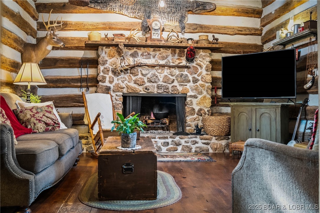 129 Vaughan Road Eldon, MO 65026 - Photo 33 of 44