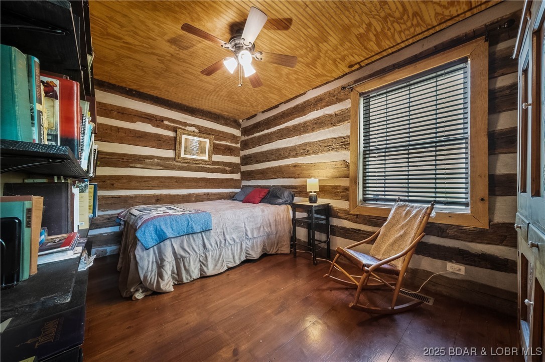 129 Vaughan Road Eldon, MO 65026 - Photo 34 of 44