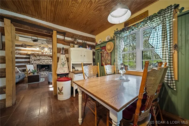 $2,000,000 | 129 Vaughan Road, Eldon, MO 65026