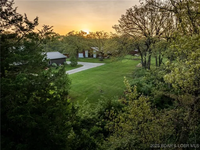 $2,000,000 | 129 Vaughan Road, Eldon, MO 65026
