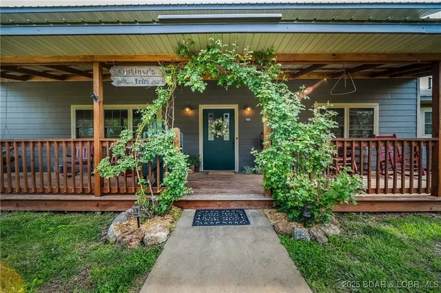 $2,000,000 | 129 Vaughan Road, Eldon, MO 65026