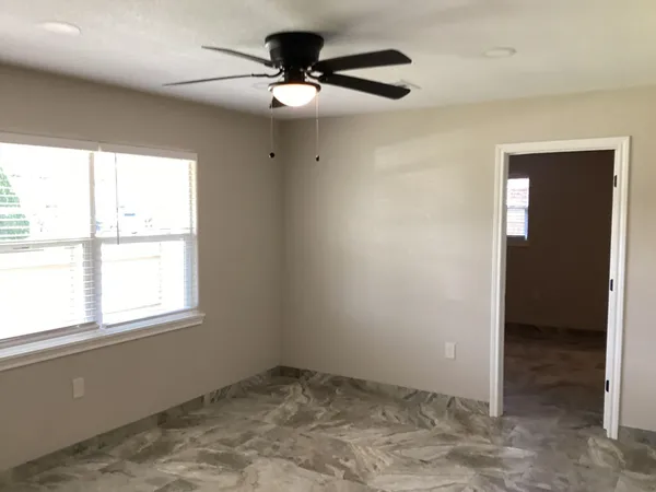 $1,900 | 1903 Harris Avenue, Pasadena, TX 77506