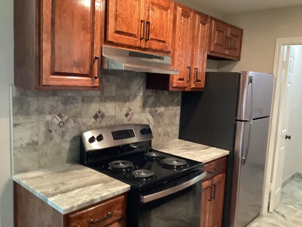 $1,900 | 1903 Harris Avenue, Pasadena, TX 77506