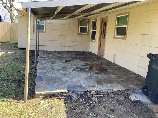 $1,900 | 1903 Harris Avenue, Pasadena, TX 77506