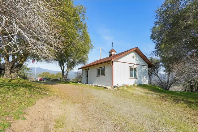 $725,000 | 44800 Ahwahnee Acres Road, Ahwahnee, CA 93601