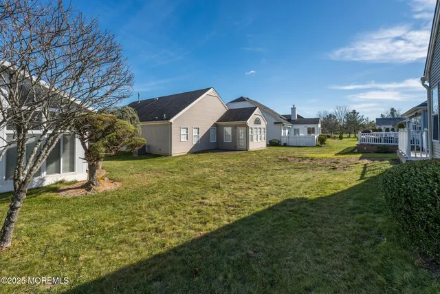 $527,000 | 5 Geoffrey Court, Manchester Township, NJ 08759