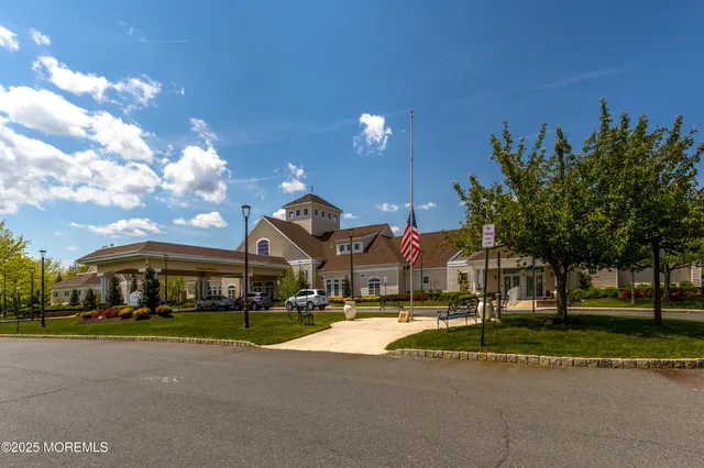 $527,000 | 5 Geoffrey Court, Manchester Township, NJ 08759