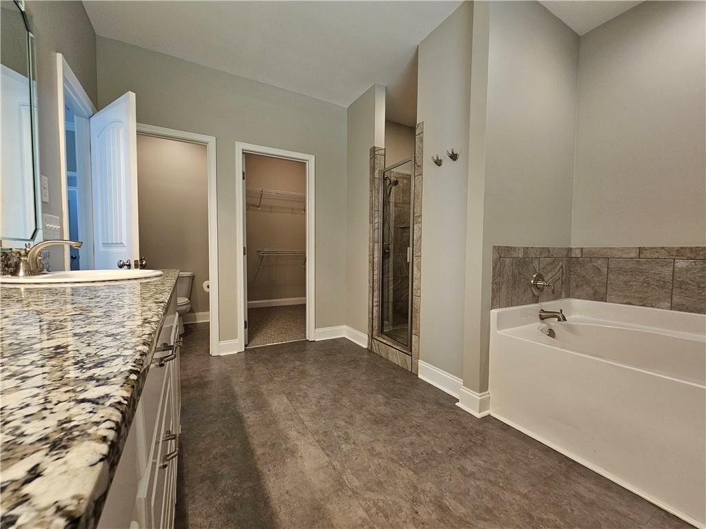 1076 Cummings Road Smiths Station, AL 36877 - Photo 15 of 48 Gallery Image 15