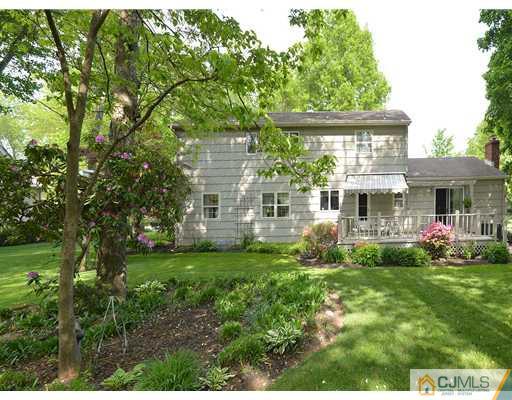 9 Falcon Road East Brunswick, NJ 08816 - Photo 25 of 25 Gallery Image 25