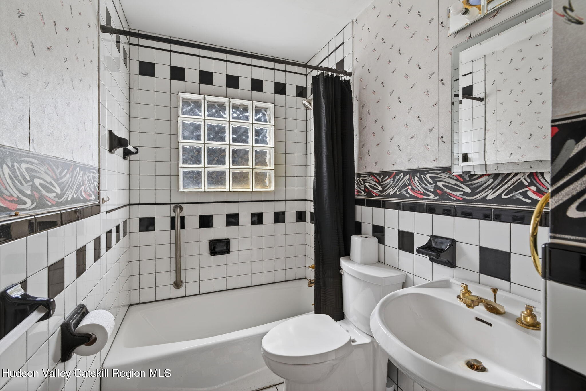 47 Meyers Road Kingston, NY 12401 - Photo 34 of 64 a bathroom with a sink a toilet and shower