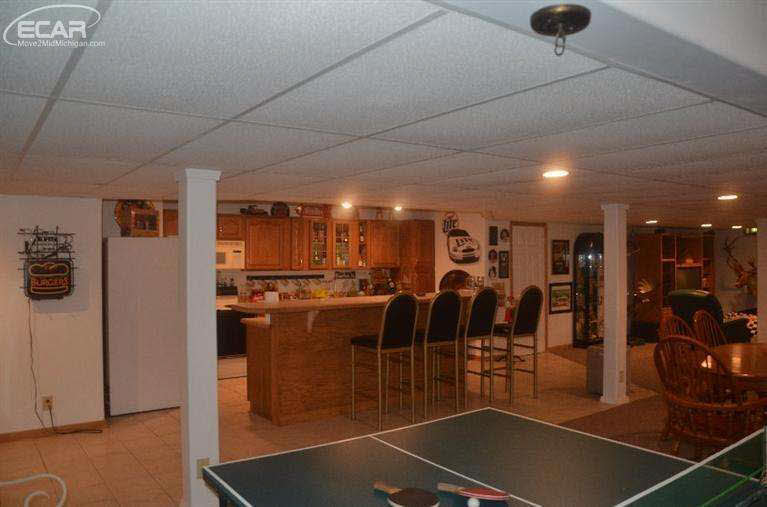 6151 North McKinley Road Flushing, MI 48433 - Photo 46 of 82 20440661-46.JPG