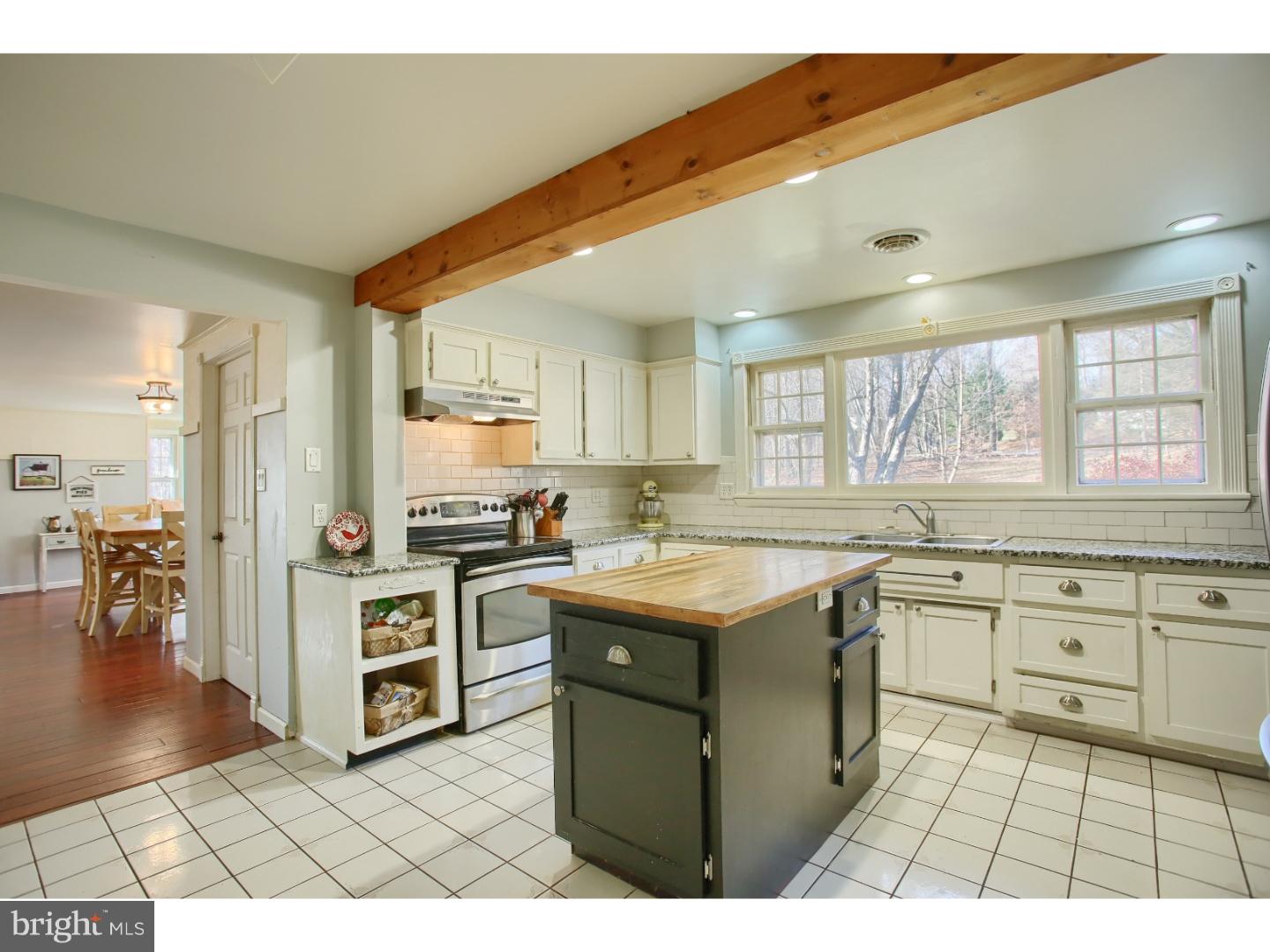 3030 Chestnut Hill Road Pottstown, PA 19465 - Photo 14 of 52 Kitchen