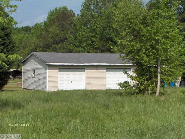 6423 South Preacher Roberson Road Graham, NC 27253 - Photo 7 of 7 Outbuilding.