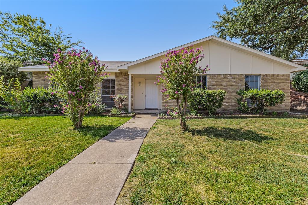 1926 Rambling Ridge Lane Carrollton, TX 75007 - Photo 1 of 27 Gallery Image 1