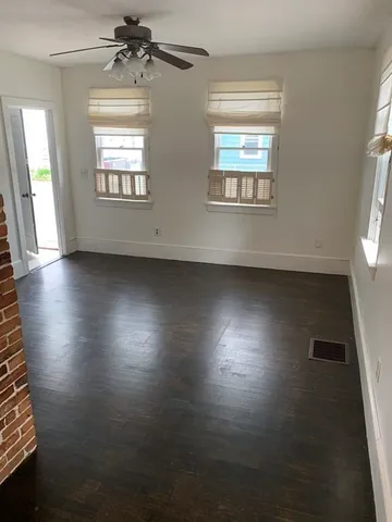 $2,500 | 5 Chestnut Street, Newburyport, MA 01950