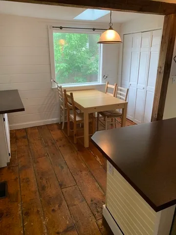 $2,500 | 5 Chestnut Street, Newburyport, MA 01950