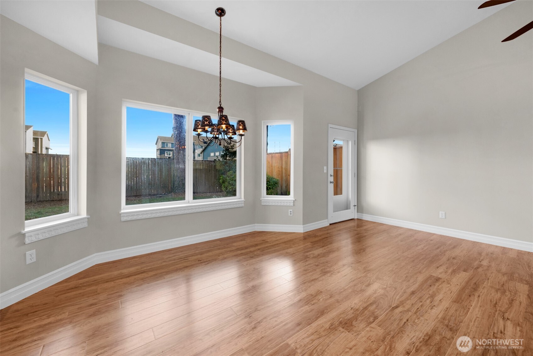 217 112th Street Southwest, Unit B102 Everett, WA 98204 - Photo 12 of 25