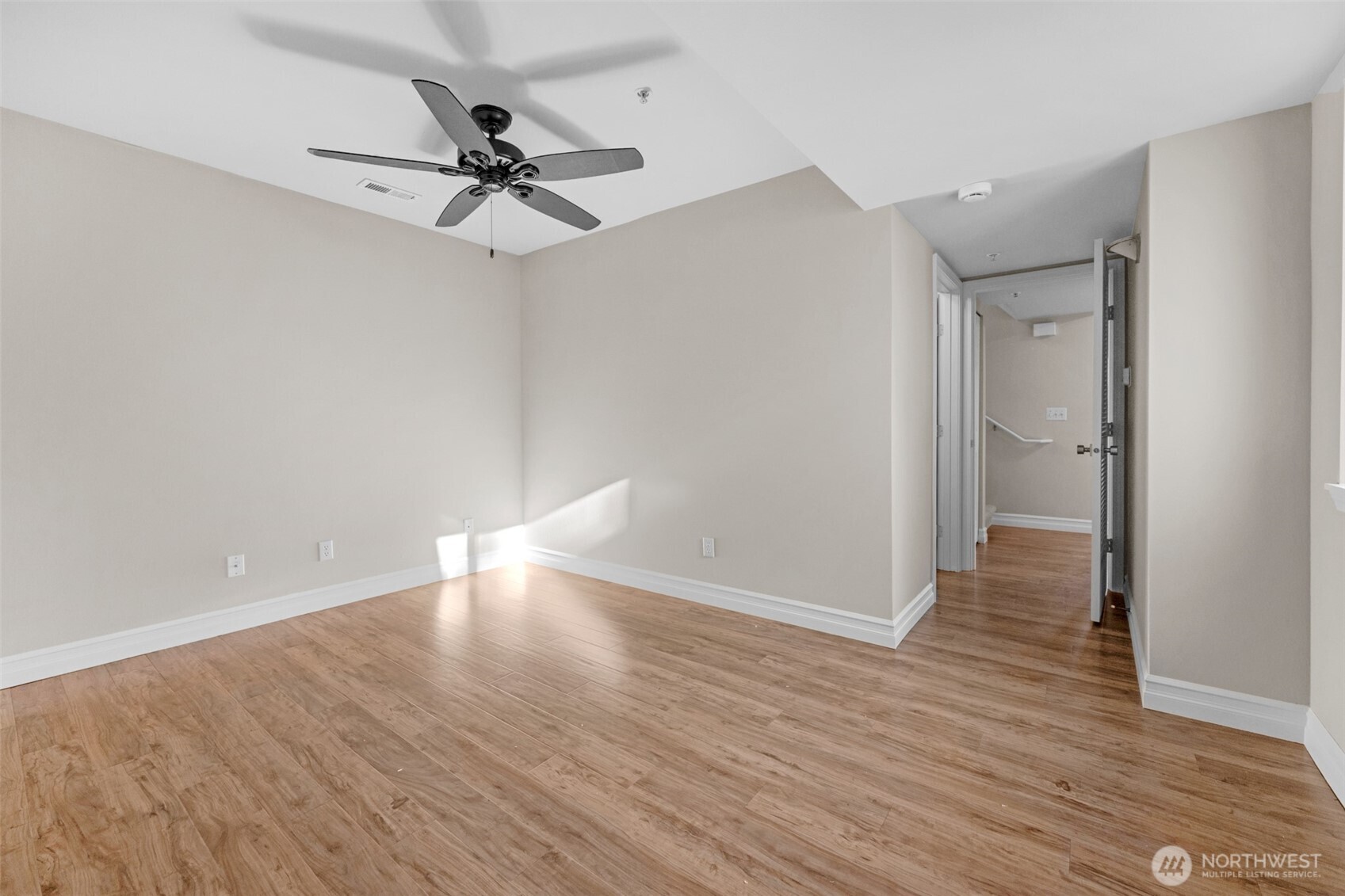 217 112th Street Southwest, Unit B102 Everett, WA 98204 - Photo 13 of 25