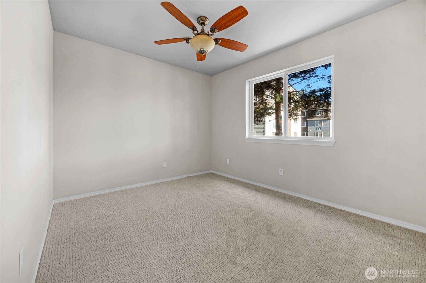 217 112th Street Southwest, Unit B102 Everett, WA 98204 - Photo 16 of 25