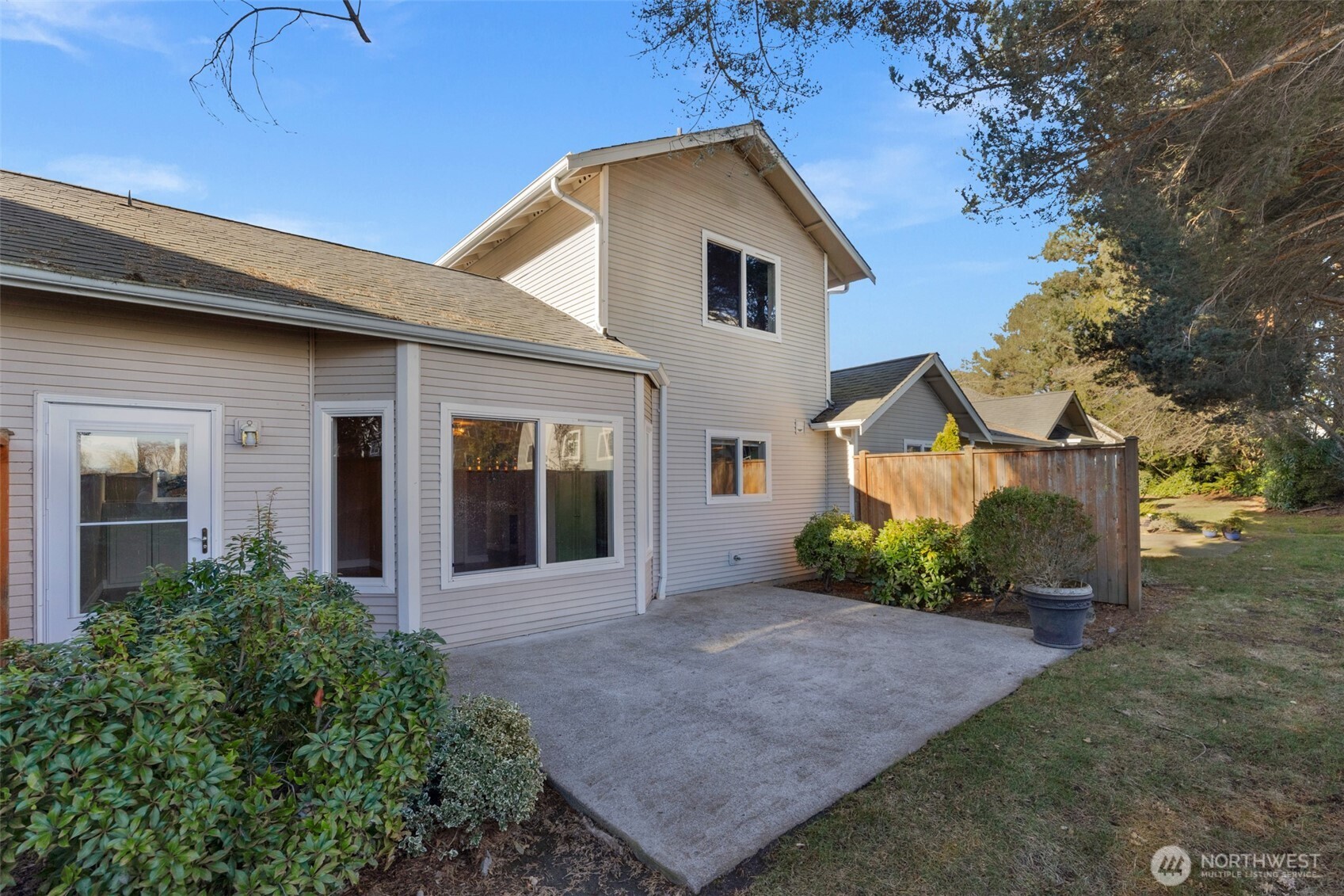 217 112th Street Southwest, Unit B102 Everett, WA 98204 - Photo 21 of 25