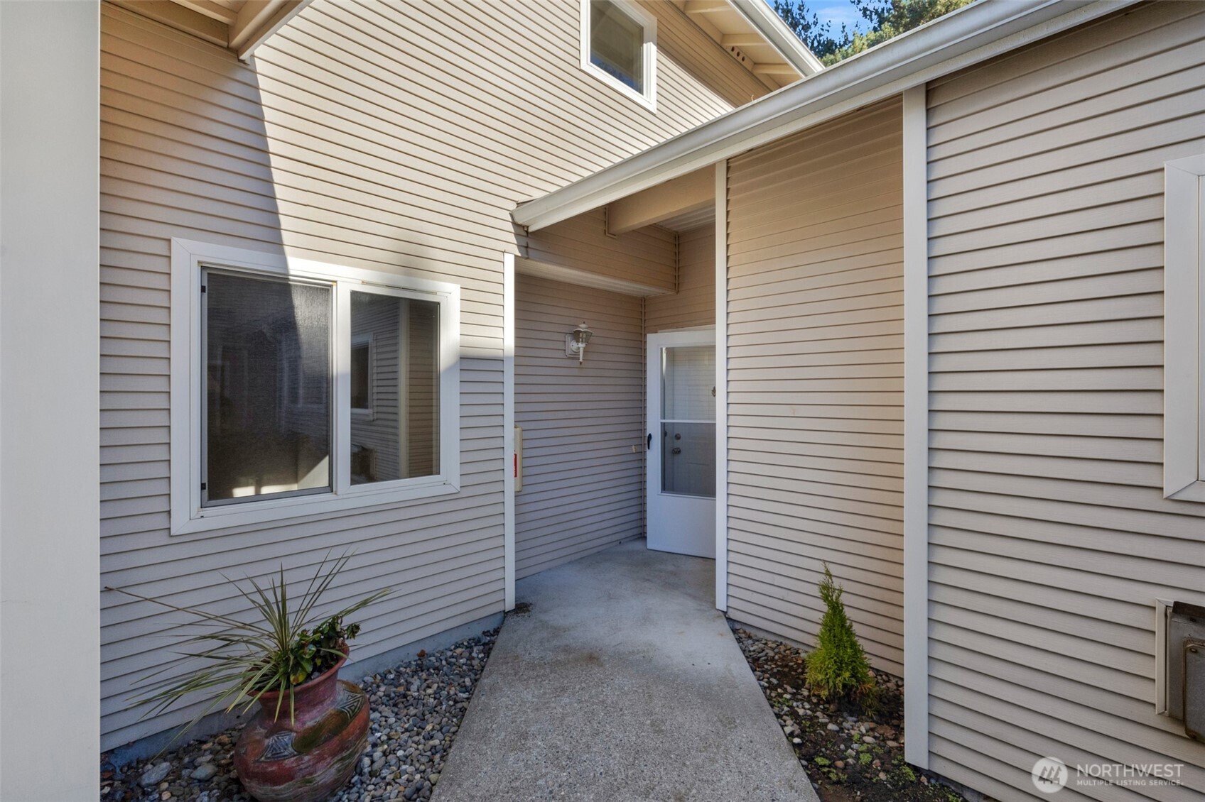 217 112th Street Southwest, Unit B102 Everett, WA 98204 - Photo 23 of 25