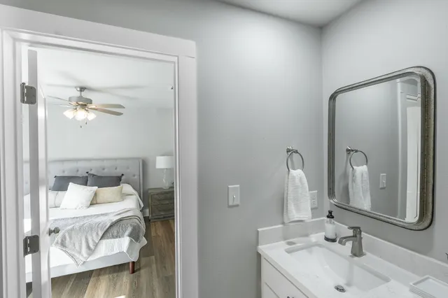 $224,900 | 1015 East 27th Street, Bryan, TX 77803