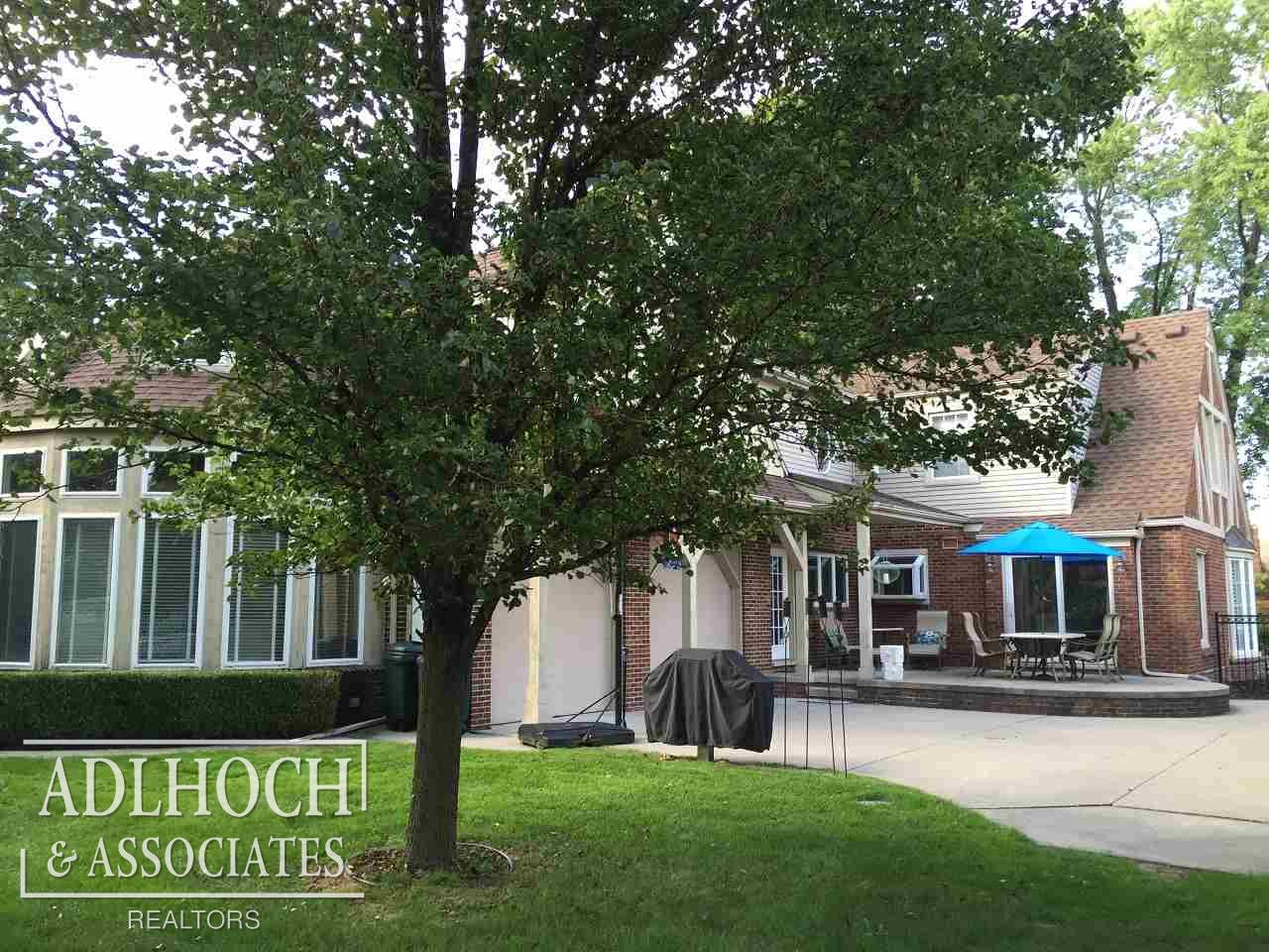 565 Hampton Road Grosse Pointe Woods, MI 48236 - Photo 34 of 37