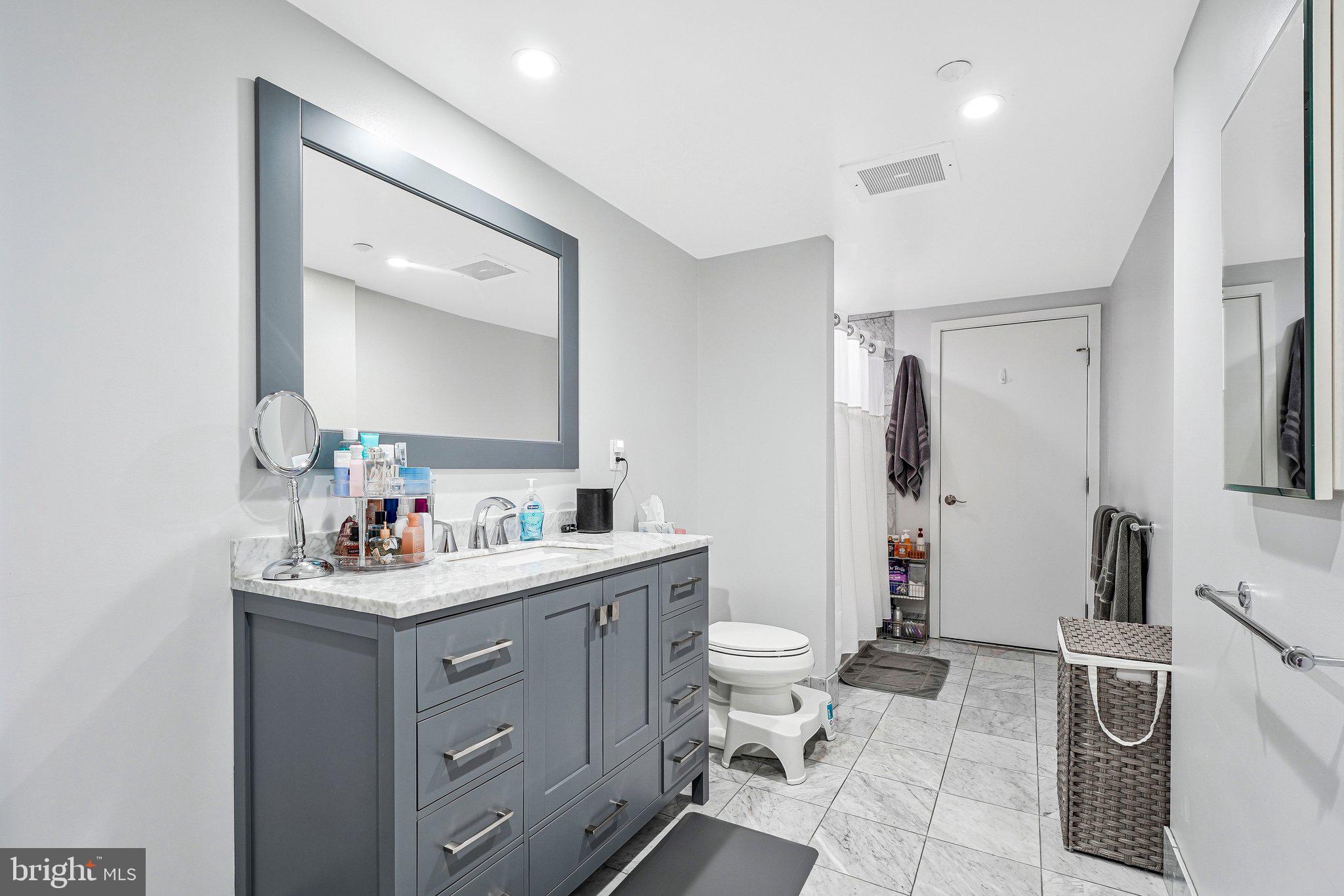 912 F Street Northwest, Unit T00 Washington, DC 20004 - Photo 11 of 22