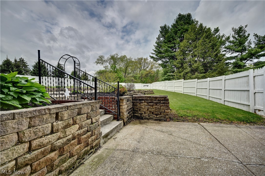 9316 Baer Road Marshallville, OH 44645 - Photo 15 of 49