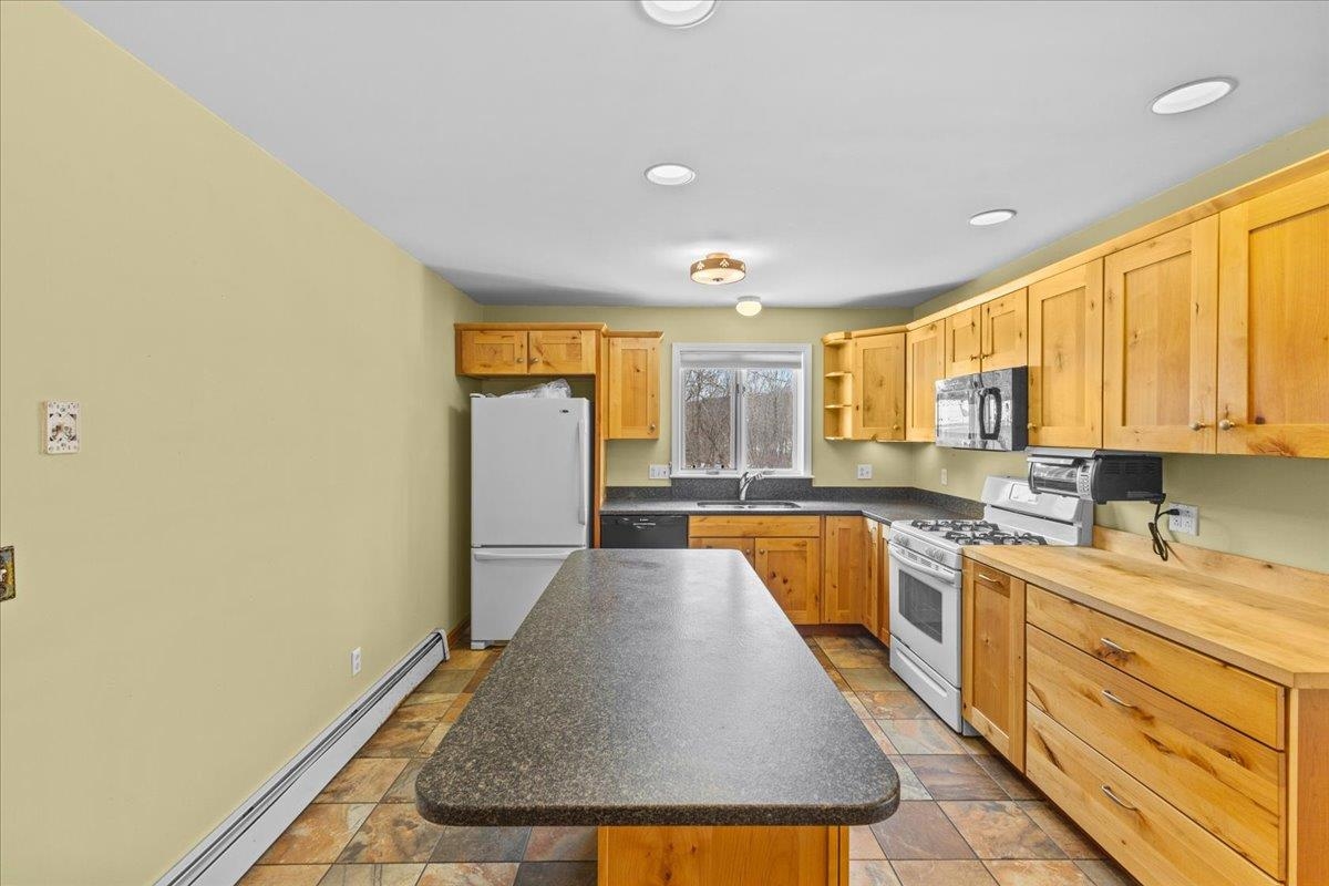 253 North Williston Road Williston, VT 05495 - Photo 14 of 37