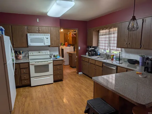 $270,000 | 306 South Schug Street, Berne, IN 46711