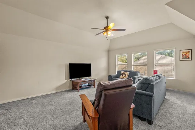 $465,000 | 108 Bosque Court, Azle, TX 76020